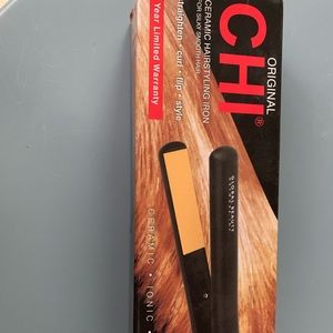 Chi hair straightener brand new